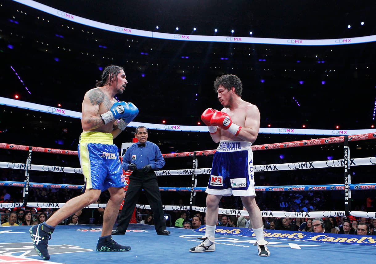 Antonio Margarito se levantó de la lona para vencer por decisión unánime a Jorge 'Maromerito' Paéz. Fue el regreso al ring del 'Tornado de Tijuana' después de cuatro años de ausencia.