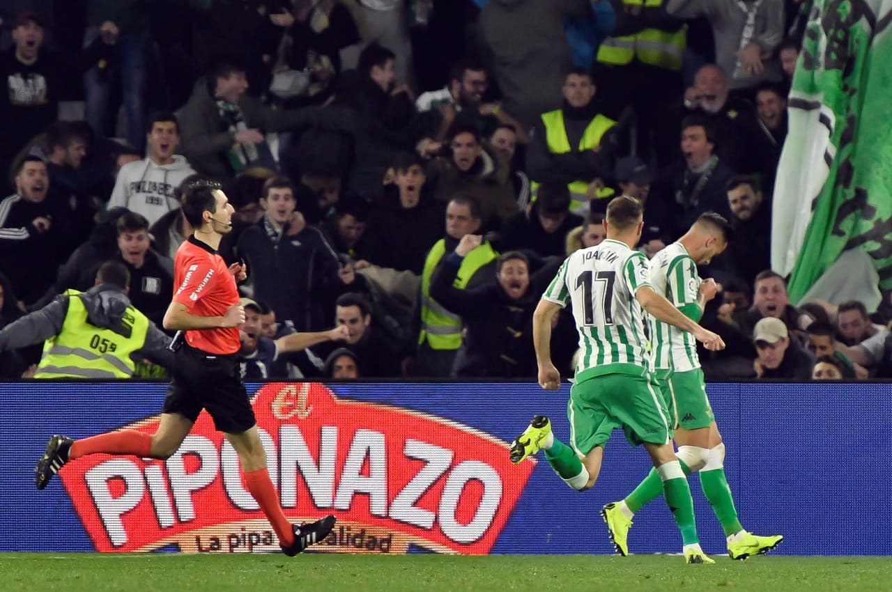 El juego se fue al alargue y tan solo cinco minutos después los locales encontraron la ventaja por intermedio de Sergio León.