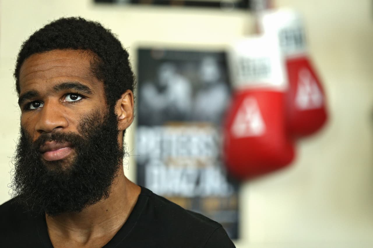 Lamond Peterson quitó invicto a Félix Díaz y Pichard Colón perdió por descalificación