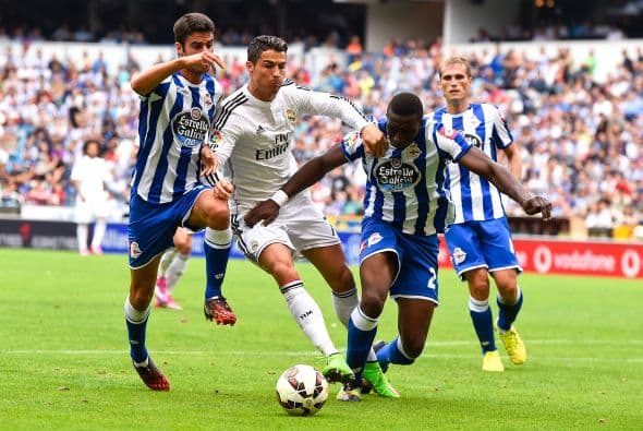 Modibo Diakité complementa la defensa central, el francés no ha tenido la actividad que hubiera deseado con el Deportivo La Coruña tras ser un refuerzo para esta campaña.