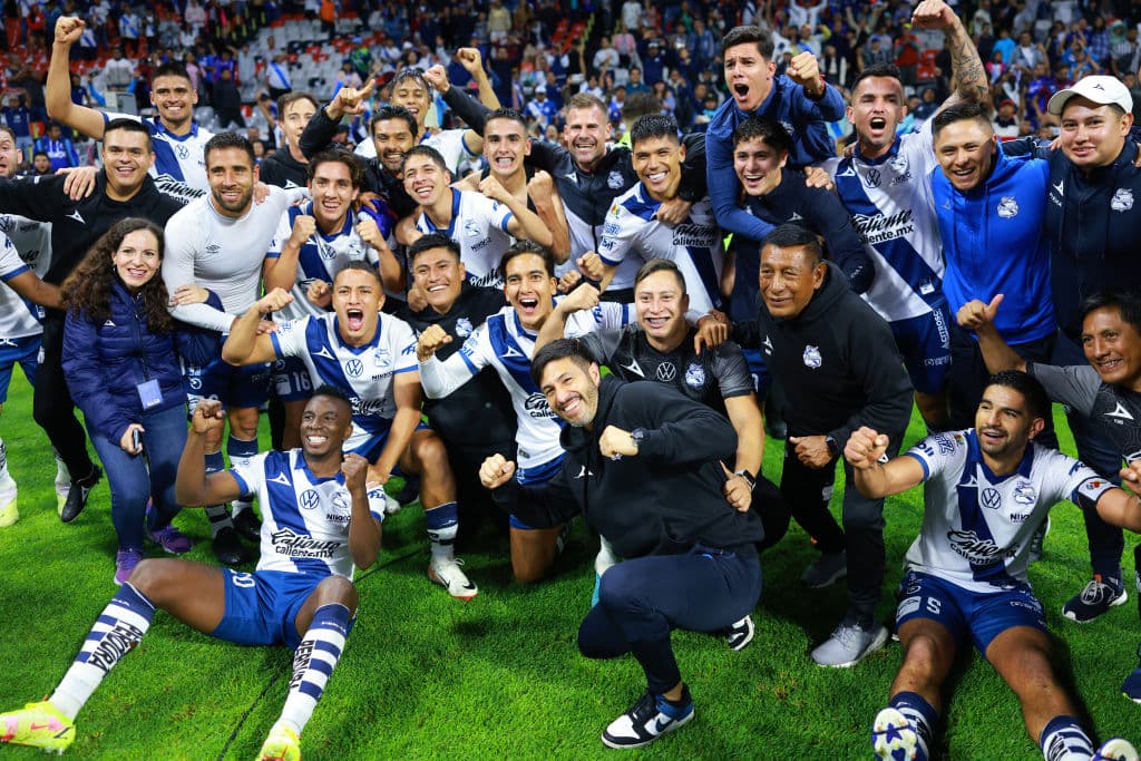 Puebla lanza burla a Cruz Azul tras meterse a Cuartos