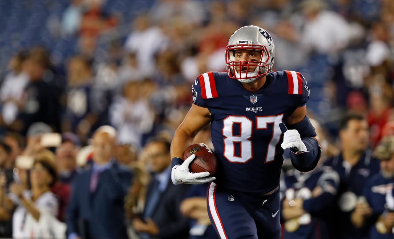 New England Patriots tight end Rob Gronkowski (87) runs with the ball after making a catch prior to an NFL football game against the Houston Texans on Thursday, Sept. 22, 2016, in Foxborough, Mass. (Aaron M. Sprecher via AP)