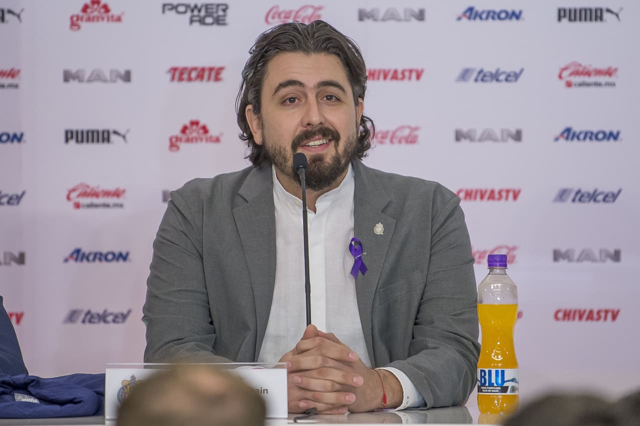 Amaury Vergara: "Chivas aún no tiene cerrado el plantel"
