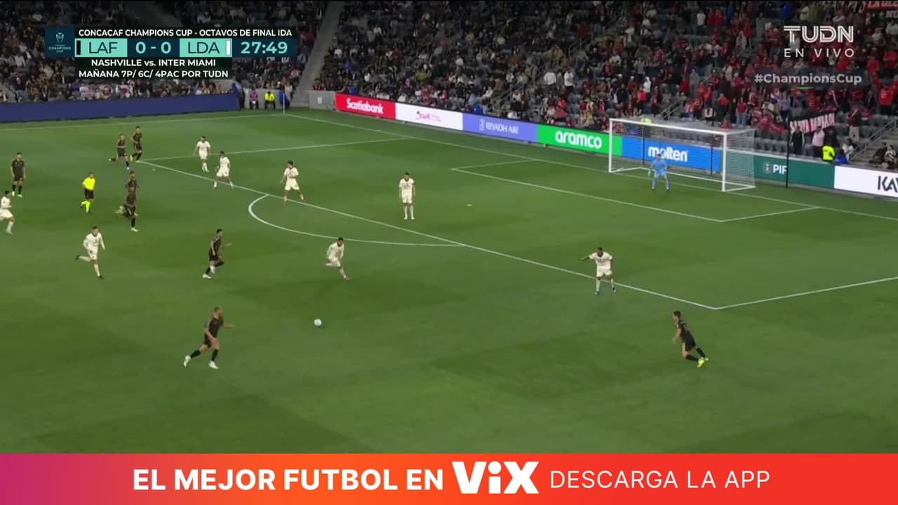 ¡La tremenda ataja de Washington Ortega que le niega el gol al LAFC!