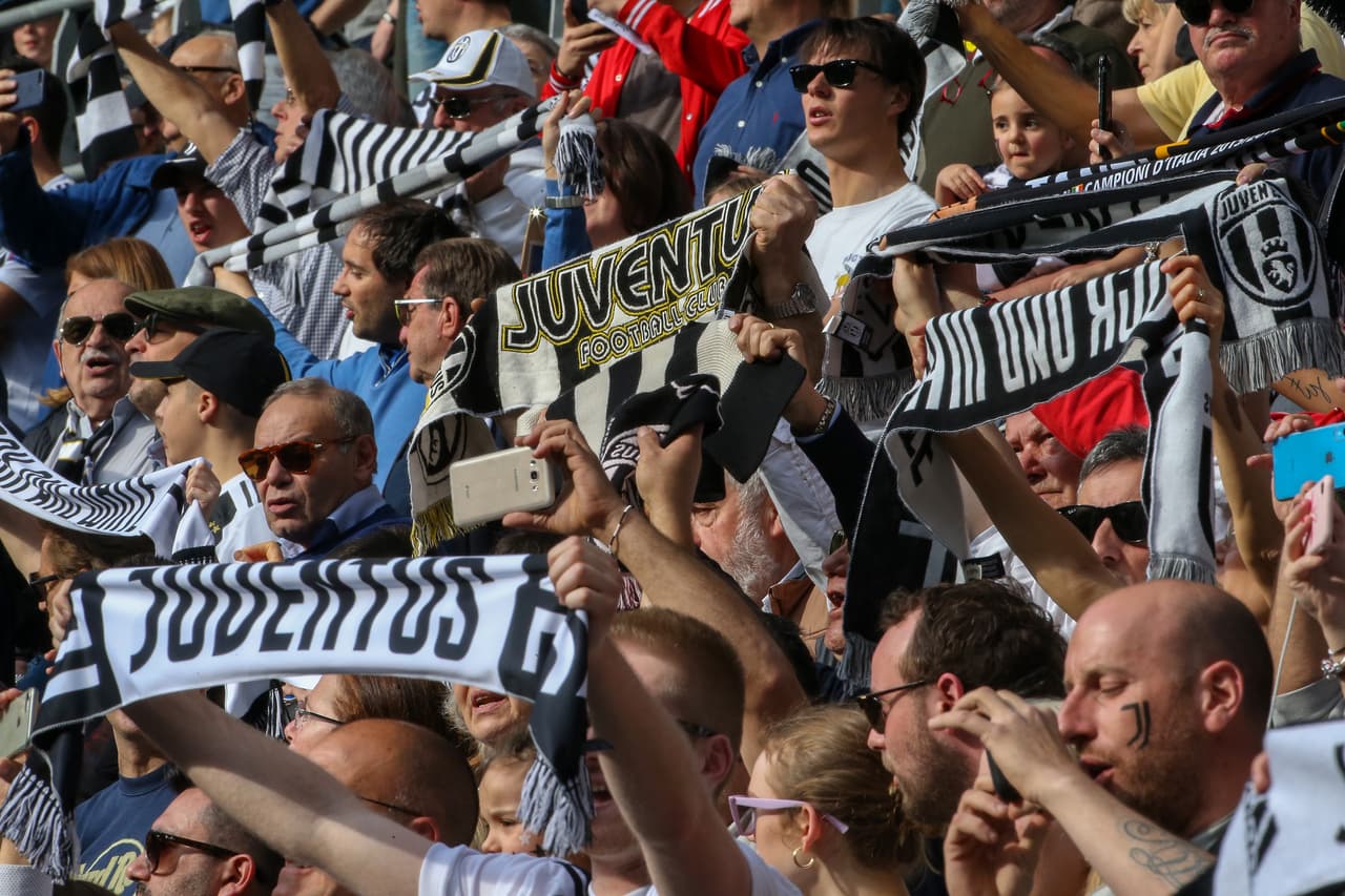 Con el 2-1 se confirmó el título de la Juventus que ahora tiene 35 scudettos y ocho de ellos han sido consecutivos. Una rayita más para Cristiano, por cierto, que ya ha ganado tres de las grandes Ligas de Europa: Premier, La Liga y Serie A.