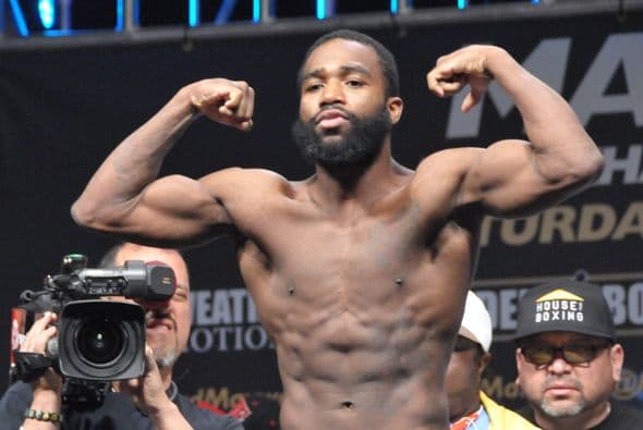 Adrien Broner pesó 140 libras.