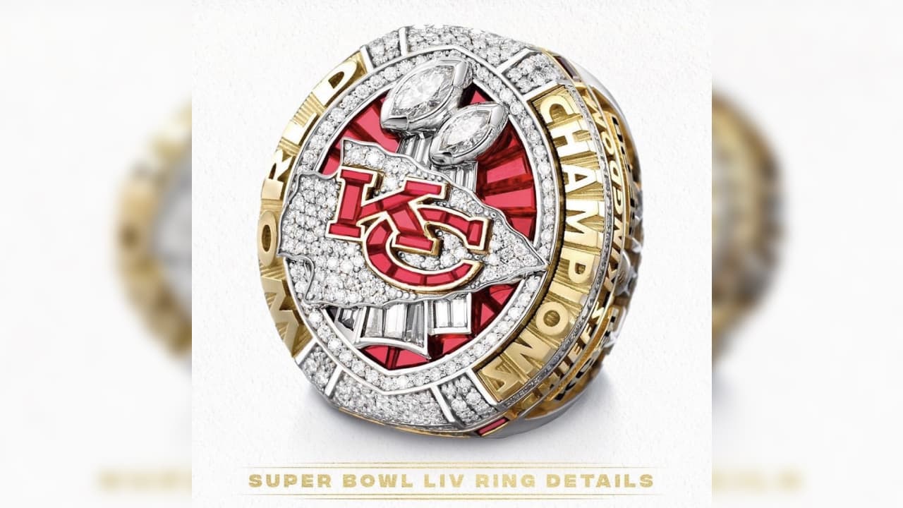 El anillo del Superbowl LIV es una verdadera obra arte y está repleta de diamantes.