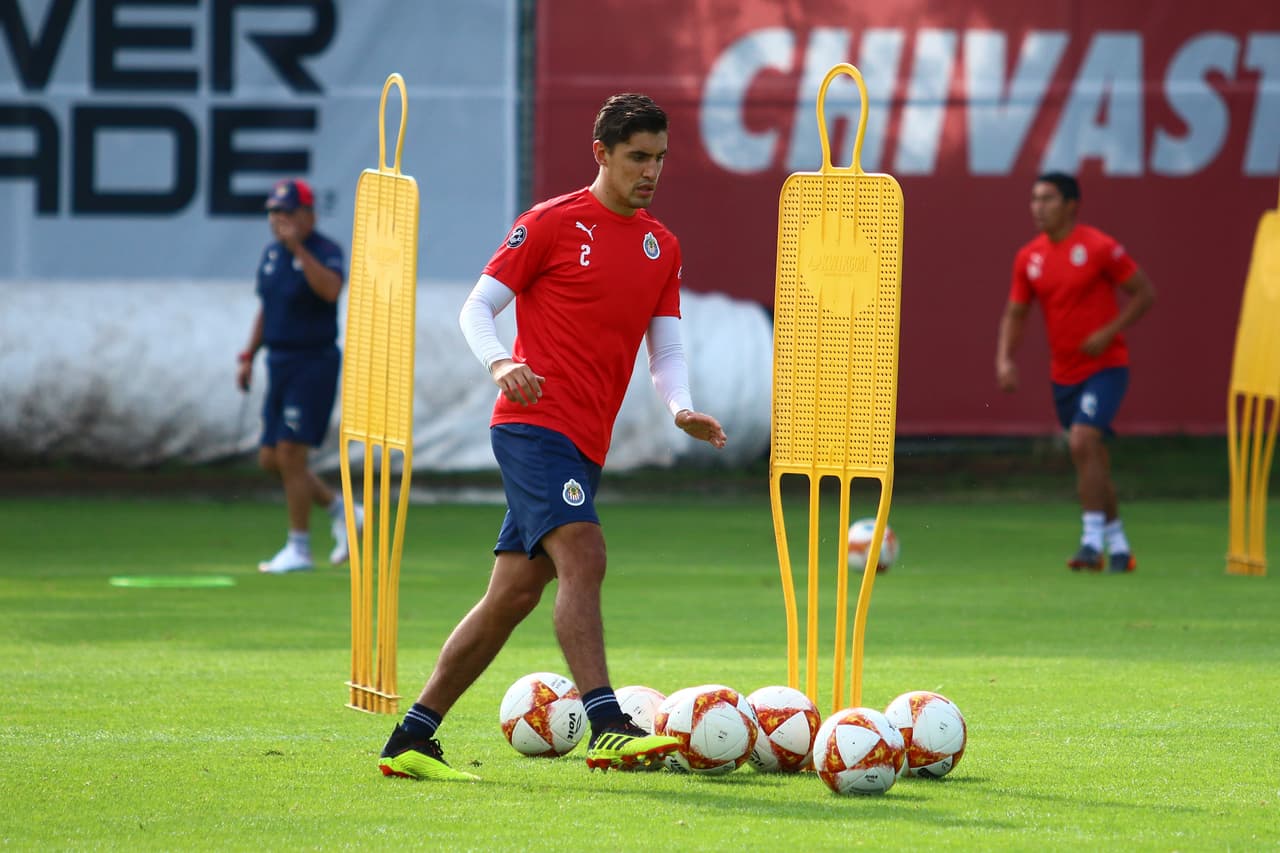A pesar de que algunos de los jugadores de Chivas están con la selección, en el equipo existe la claridad de que estos días serán claves para aclarar conceptos.