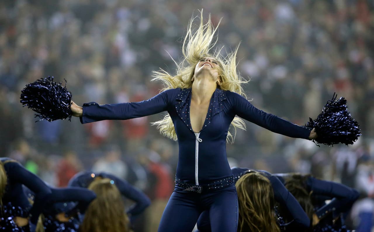Las porristas de New England Patriots brillarán por segundo año consecutivo con su físico atlético, alegría y seductoras coreografías para darle apoyo al vigente campeón del Super Bowl.