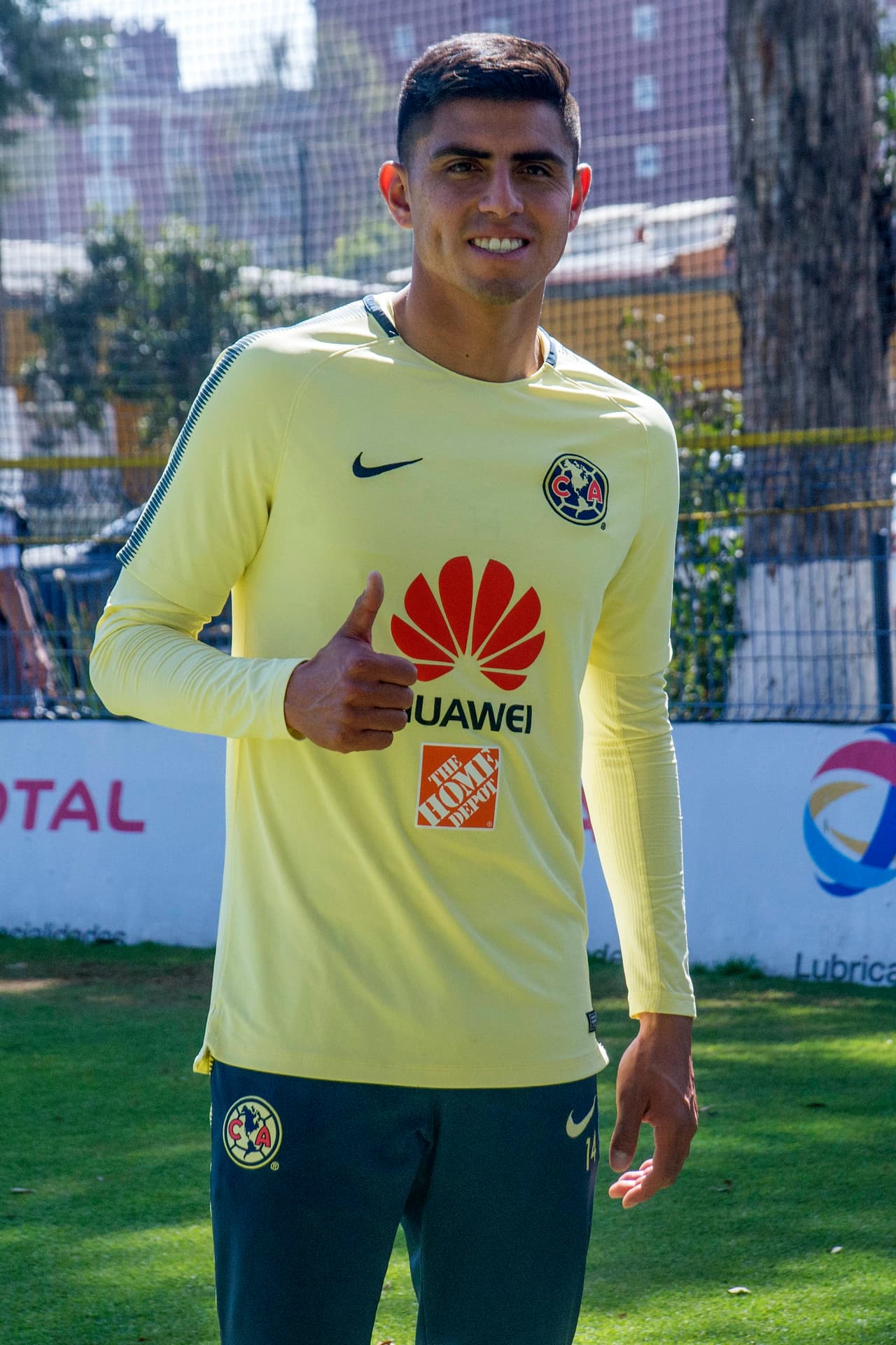 Corona debutó ya en la jornada uno ante Querétaro y ahora espera poder hacer un buen juego ante Pachuca.