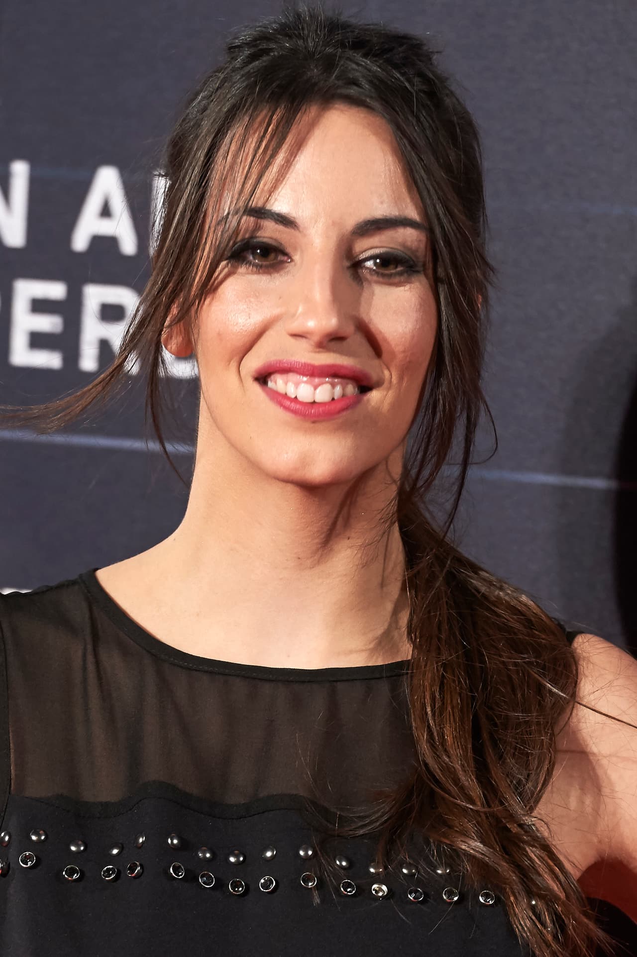 La española Almudena Cid tiene el récord de haber clasificado a cuatro finales de gimnasia rítmica en unos Juegos Olímpicos. Se retiró tras 21 años de competencia y su belleza y naturalidad se convirtió en un imán que le abrió la puertas de la farándula española.