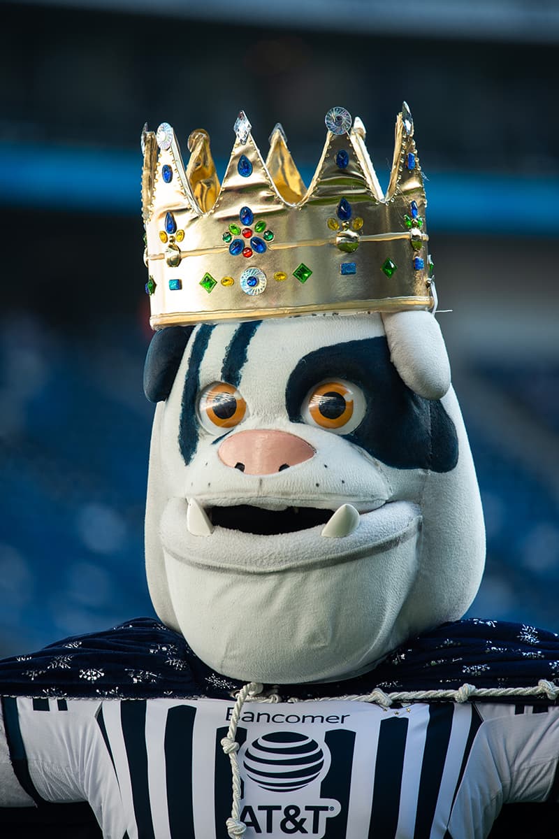 'Monty', la maascota de Rayados, lista para el inicio del Clausura 2019.