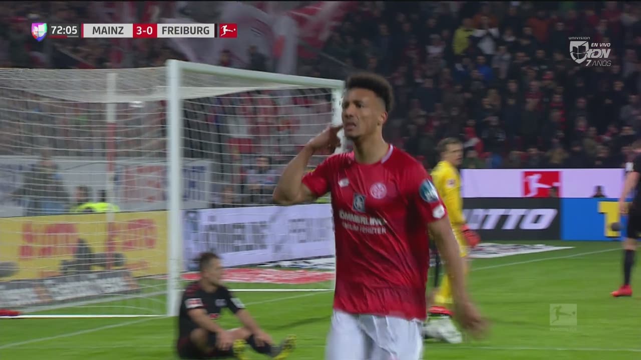 Karim Onisiwo se suma a la fiesta y marca el 4-0