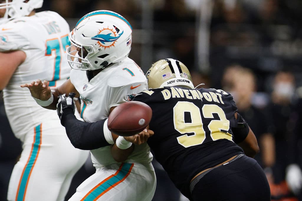 Los Dolphins soprenden en Nuevo Orleans y vencen fácilmente a los Saints 20-3 en el Mercedes-Benz Superdome.