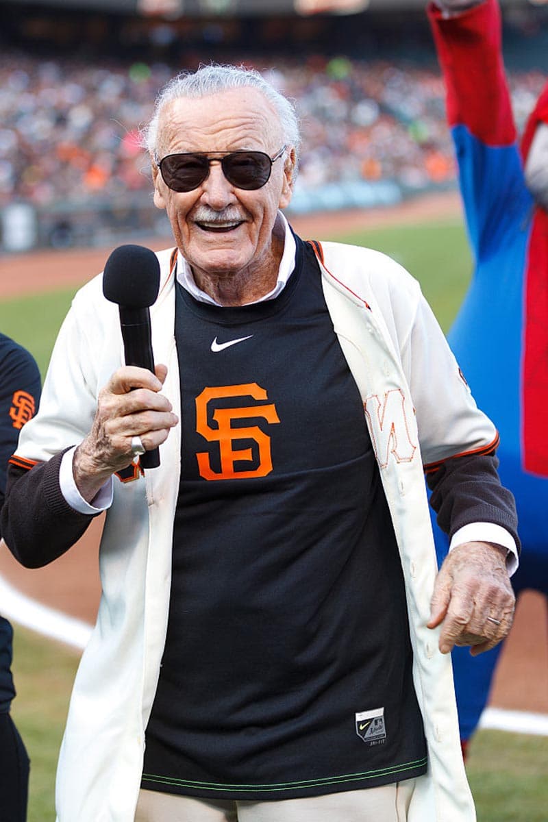 El 9 de mayo de 2015, Stan Lee hizo el primer lanzamiento en el juego entre San Francisco Giants y Miami Marlins.