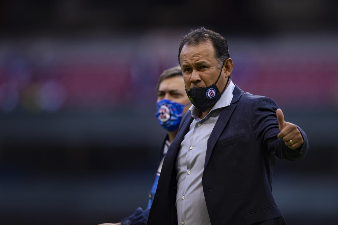 Reynoso sobre ausencia de Muñoz: "Está cerca de arreglar con un equipo europeo"