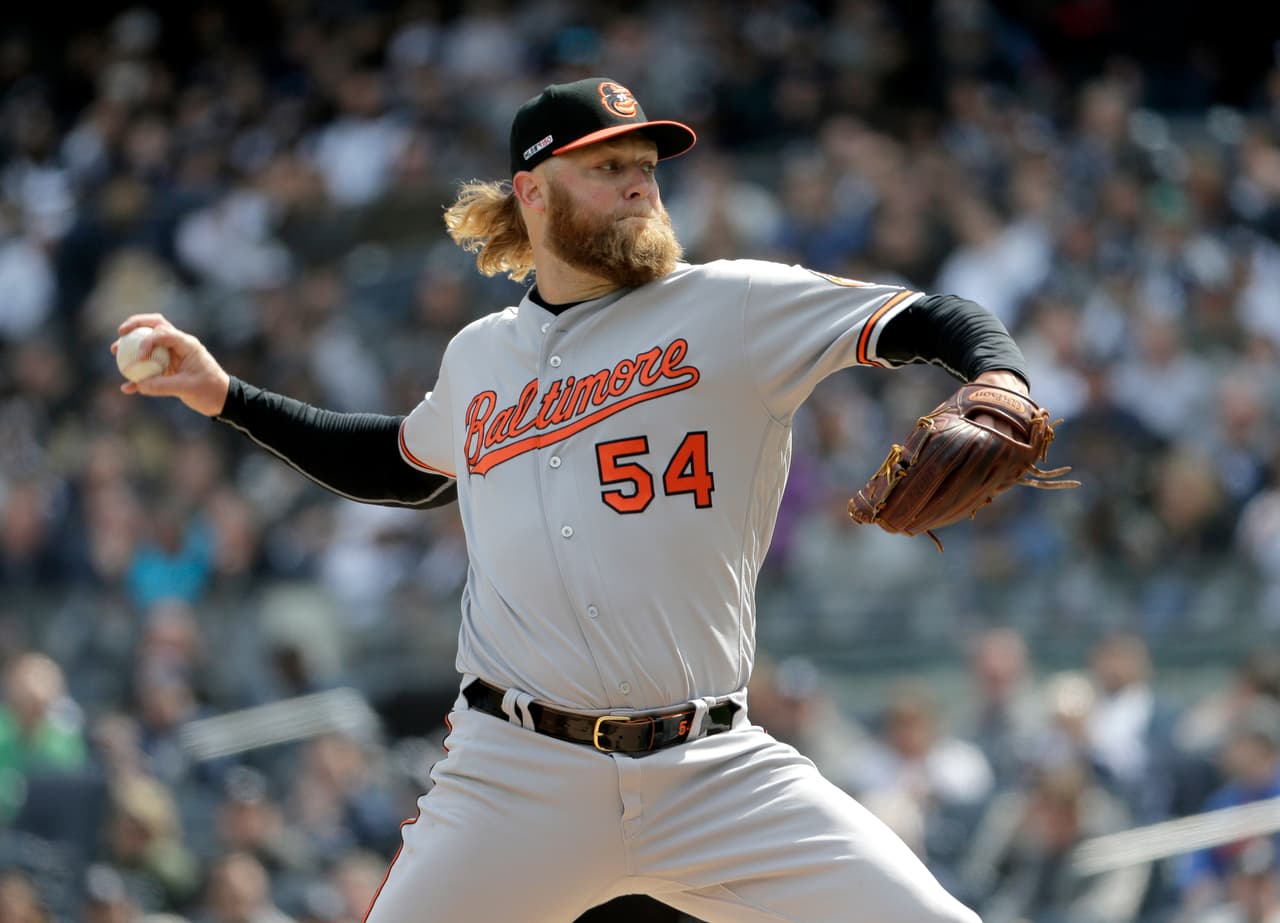 New York Yankees se impusieron 7-2 contra Baltimore Orioles en el arranque de la temporada, en un Yankee Stadium que tuvo la visita del panameño Mariano Rivera en la fiesta del triunfo.