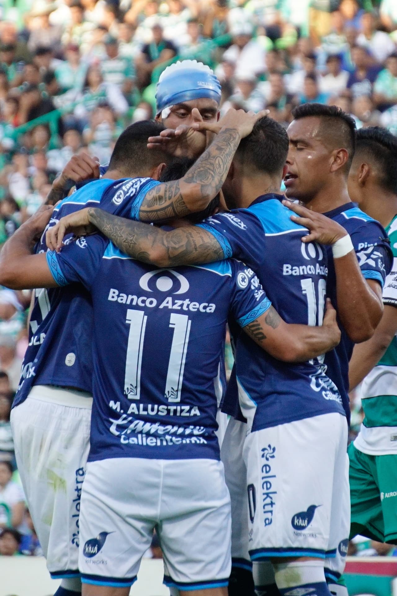 Producto de la falta de Doria, se revisó la posible falta dentro del área, el árbitro decretó penal y Matías Alustiza (45+5) logró acercar a los camoteros.