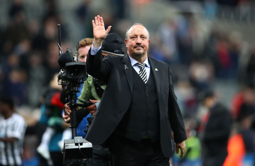 La partida de Rafa Benítez del Newcastle United cayó como balde de agua fría en el entorno de las 'Urracas', ya que el español tendría todo arreglado para marcharse al Dalian Yifang de China.