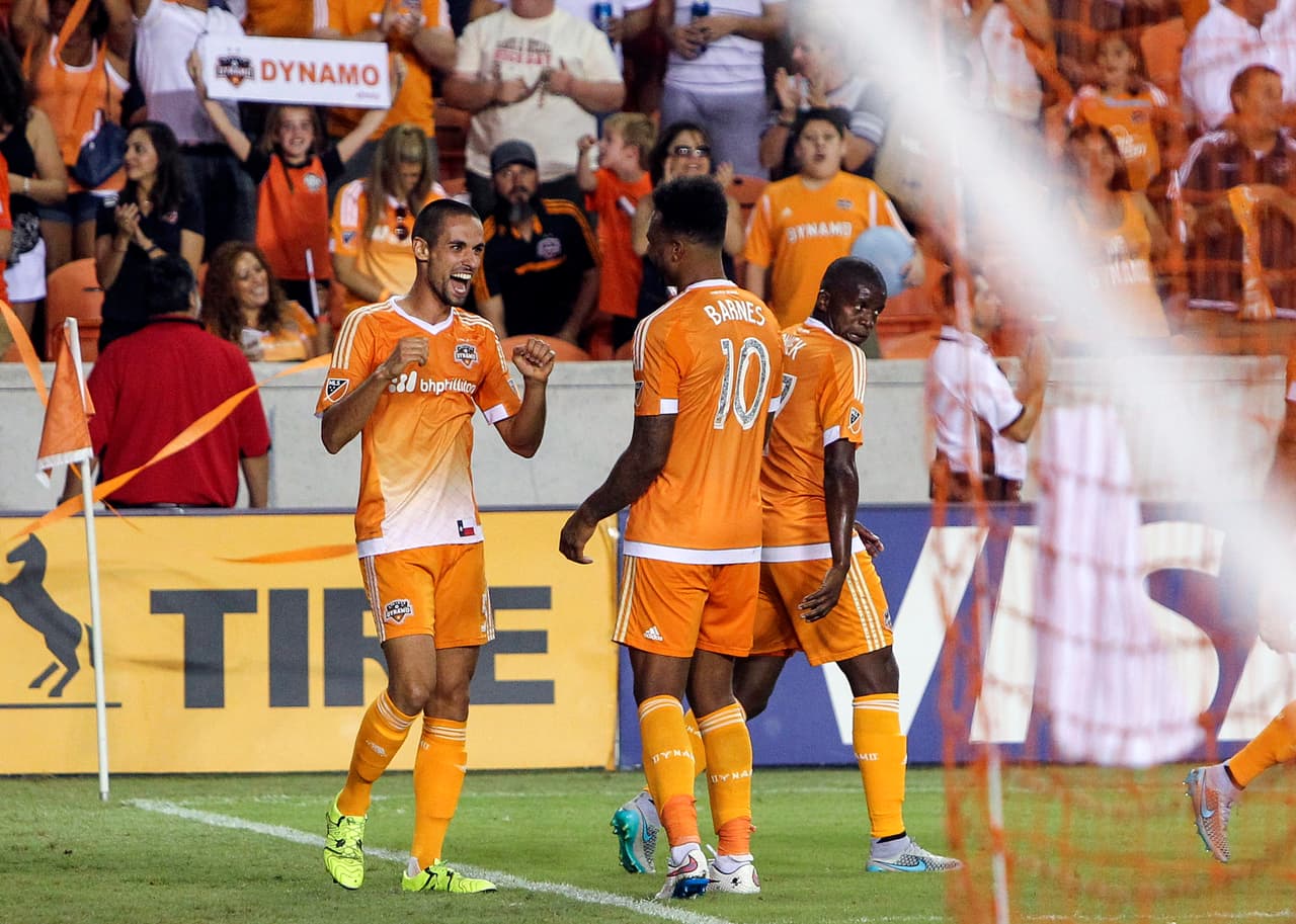 Houston Dynamo celebró una victoria contundente sobre los líderes de la Conferencia del Oeste, Vancouver Whitecaps