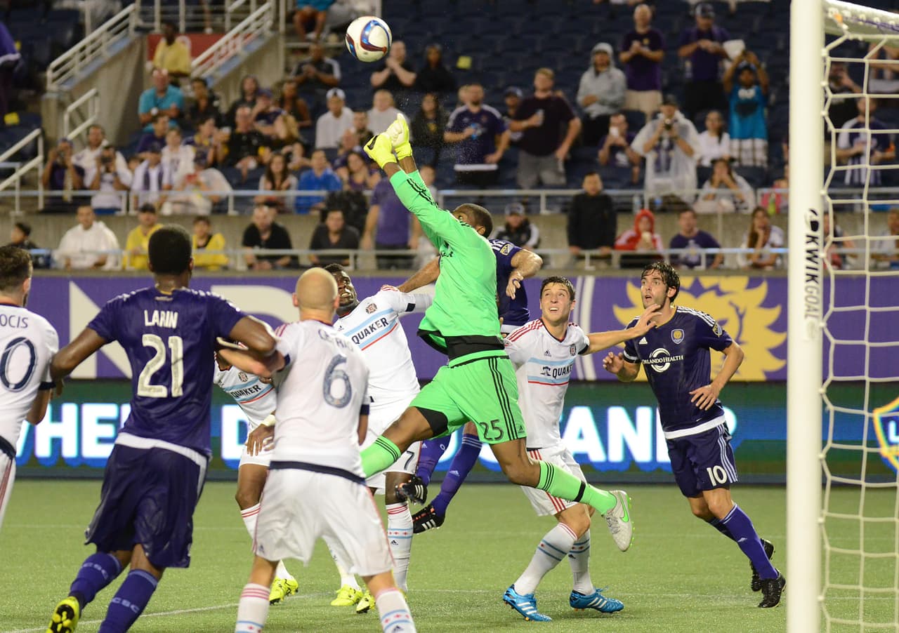 Orlando City SC y Chicago Fire protagonizaron un partido que comenzó temprano en la noche y duró hasta pasada la media noche.