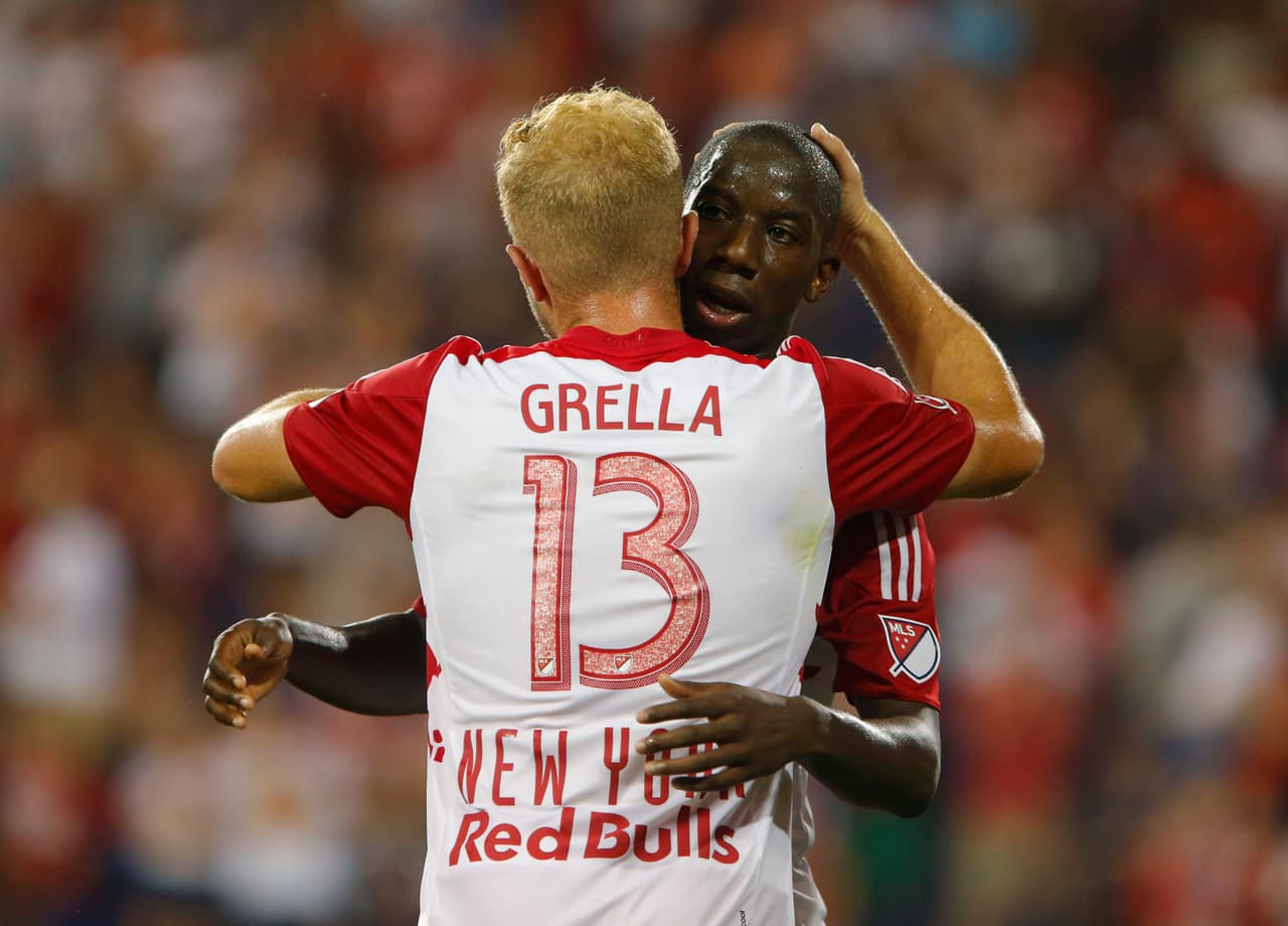 Con dos goles de Bradley Wright-Phillips y otro de Lloyd Sam, los Red Bulls golearon 3-0 al United.