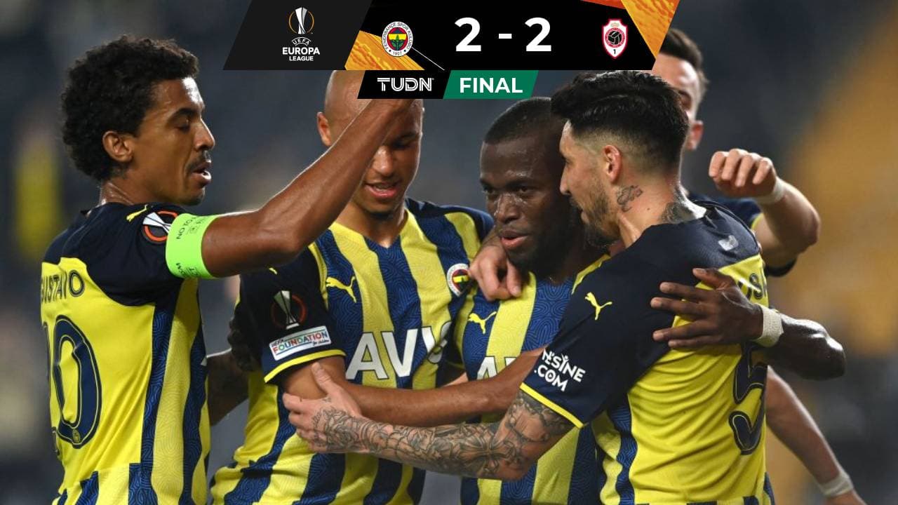 Enner Valencia, de villano a héroe, en empate del Fenerbahçe