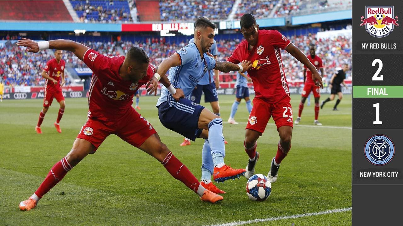 ¿Córner o banda? Con tremenda polémica arbitral Red Bulls logró voltereta y ganó el Derbi de NY
