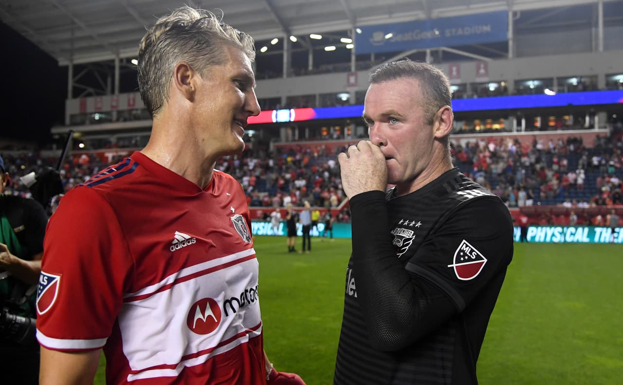 <b>Bastian Schweinsteiger & Wayne Rooney</b>
<br>Ambos todavía jugaron la temporada 2019 con el Chicago Fire y el DC United, respectivamente. Pero ninguno de los dos volverá para el año que viene. Bastian se retiró del fútbol profesional y Rooney vuelve a Inglaterra con el Derby County.