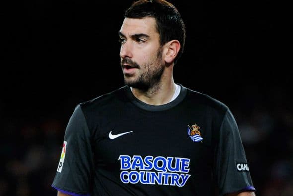 Eñaut Zubikarai, peleará la titularidad en la Real Sociedad ésta temporada con Rulli. El arquero está valuado en cerca de 2 mdd.