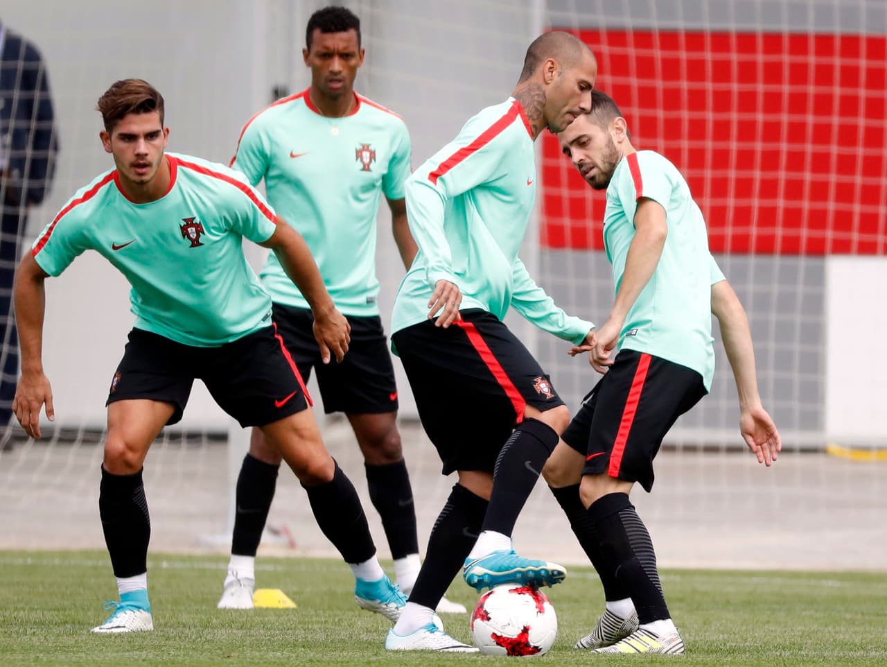 Con Cristiano lesionado, Portugal ganó 1-0 en la final de la Eurocopa, por lo que la confianza del trabajo colectivo de los lusos es muy grande.