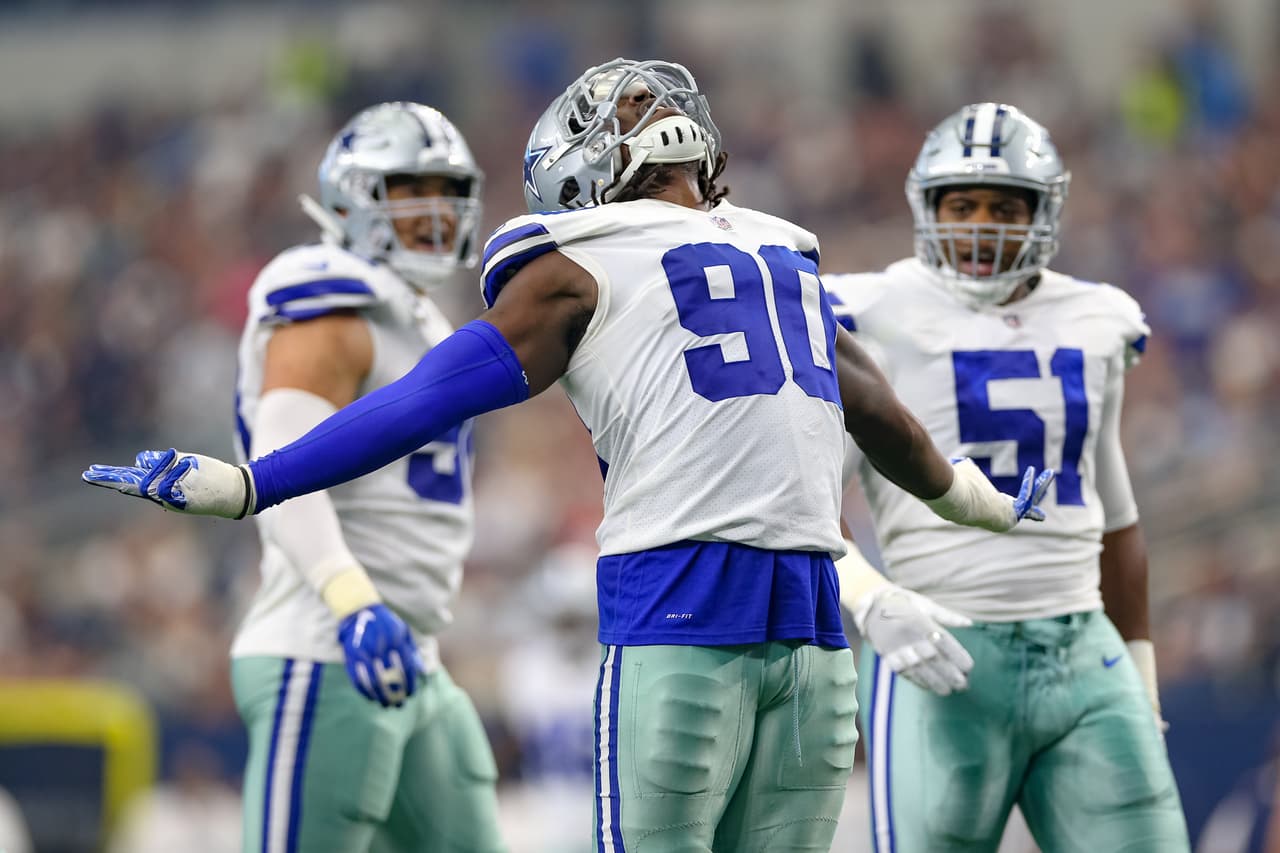 Dallas vuelve a poner etiqueta de jugador franquicia a DeMarcus Lawrence