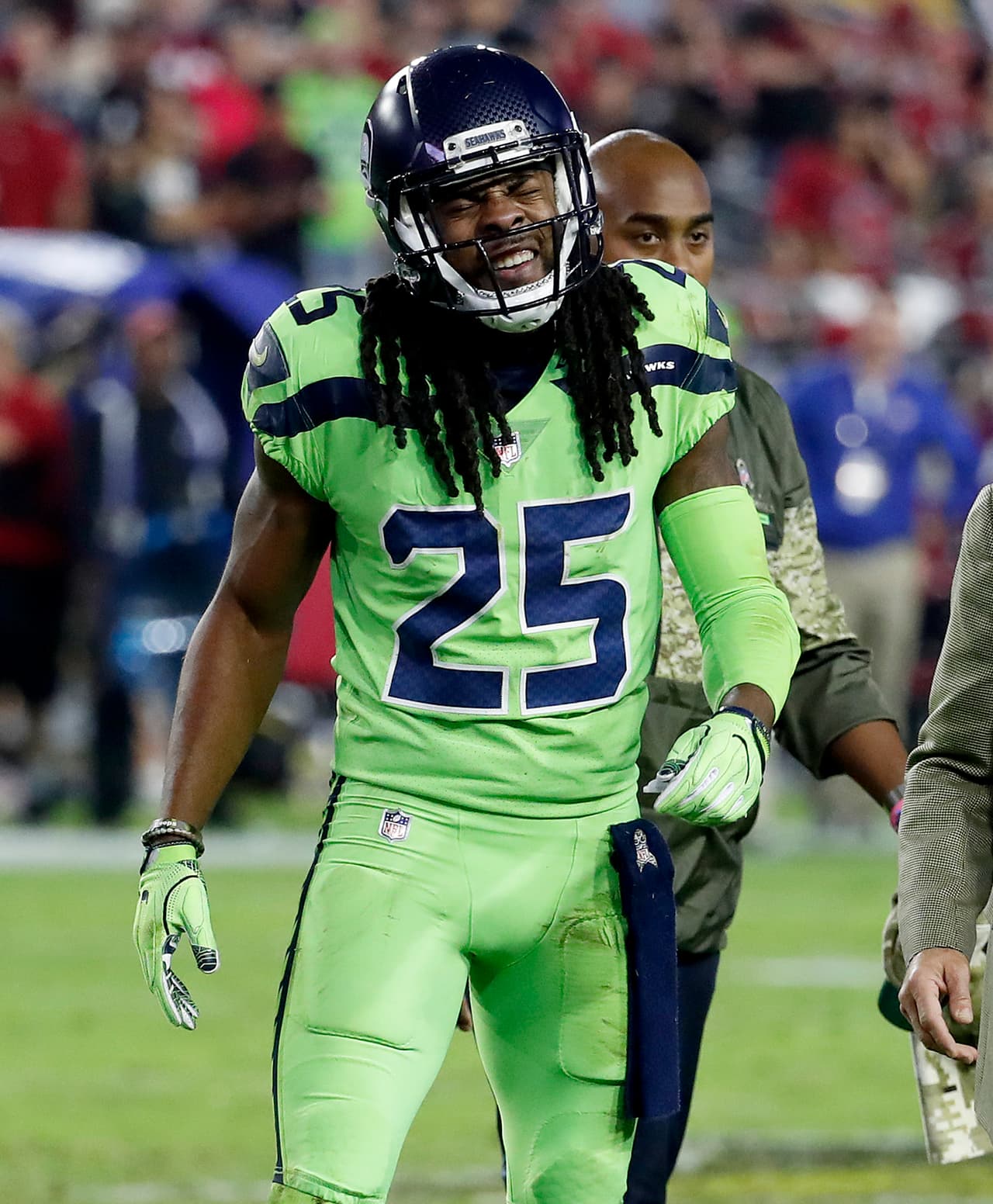 CB Richard Sherman: Tras ser cortado por los Seattle Seahawks, firmó un contrato de tres años y 39 millones de dólares con los San Francisco 49ers.