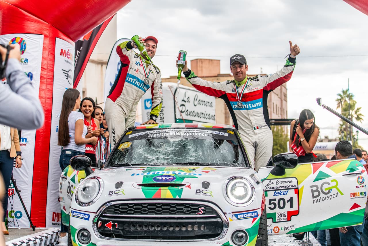 El piloto mexicano busca refrendar título de campeón mundial de rallies en la WRC2. En 2019, Guerra fue tercero en el campeonato del WRC2, sumó tres podios y un triunfo; obtuvo el título de Campeón de Campeones de Race Of Champions.