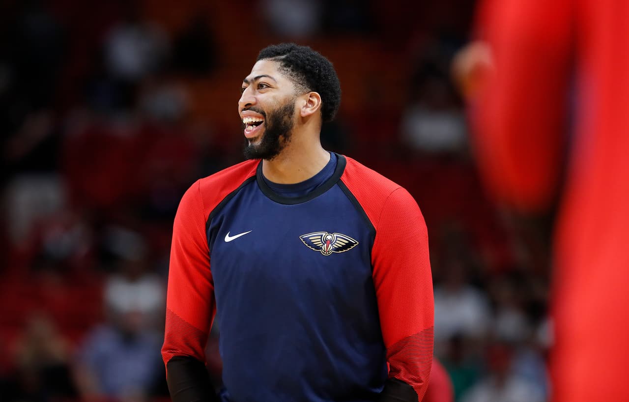 <b>9) New Orleans Pelicans</b>. Pese a la salida de DMC, Anthony Davis es lo suficientemente bueno para cargar con este equipo, que se reforzó con la llegada de Julius Randle y de Elfrid Payton.