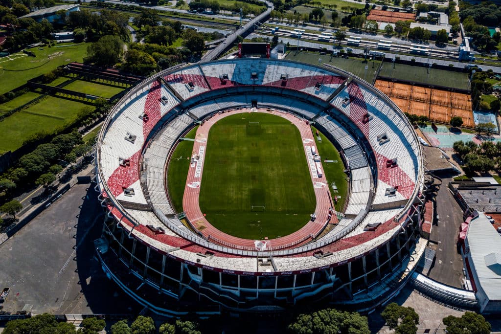 También es conocido como 'El Monumental'.