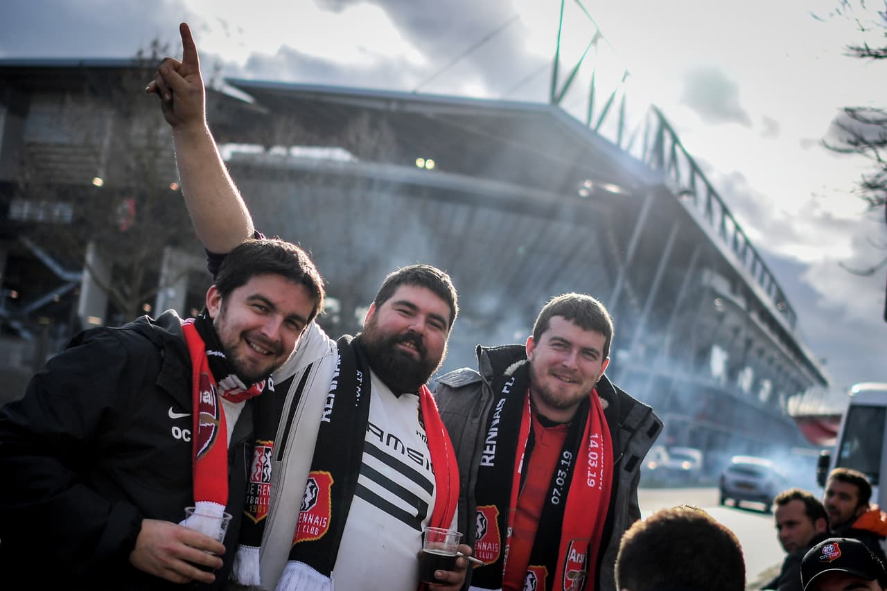 Dejar en el camino al Betis de Andrés Guardado, Diego Lainez y compañía le dio al Stade Rennes cierto estatus en la UEFA Europa League el cual deberá defender junto a sus miles de aficionados ante el fuerte Arsenal, candidato al título.