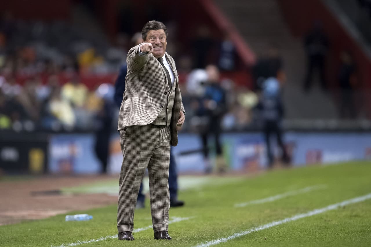 Miguel "Piojo" Herrera - América - Experimentado
<br>
<br>El técnico mexicano ha llegado a liguillas con diferentes equipos como el Monterrey donde perdió dos finales y con el América se convirtió en el DT del club con más partidos disputados en Liguilla. Ha logrado levantar dos títulos con el cuadro azulcrema, en ambas finales le ganaron al Crz Azul.