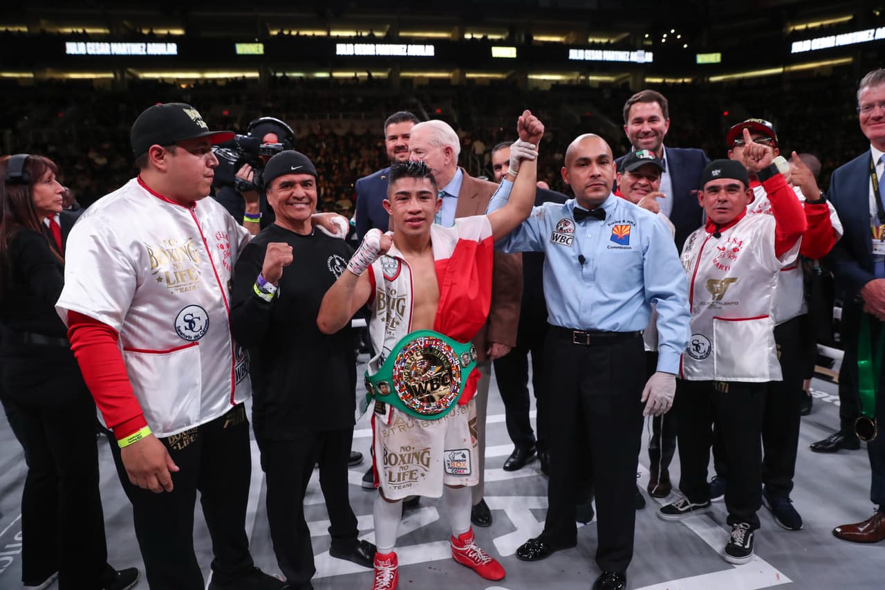 Julio César Martínez, Campeón Mundial Peso Mosca