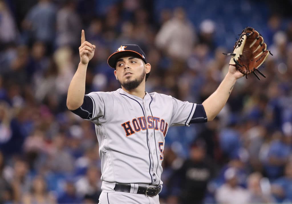 Los cargos por presunto asalto doméstico se dieron en mayo, donde la mujer que lo acusó decidió no ir a declarar ante los tribunales correspondientes.