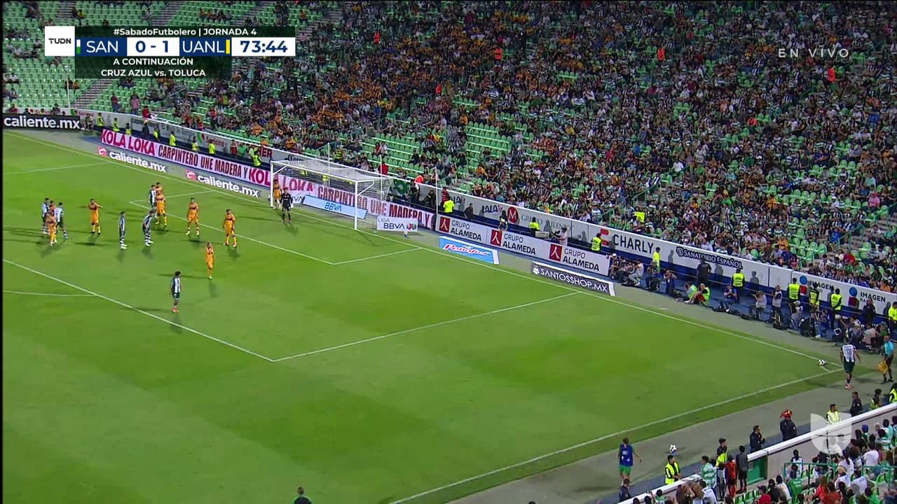 ¡TIRO ATAJADO! disparo por Franco Fagúndez.