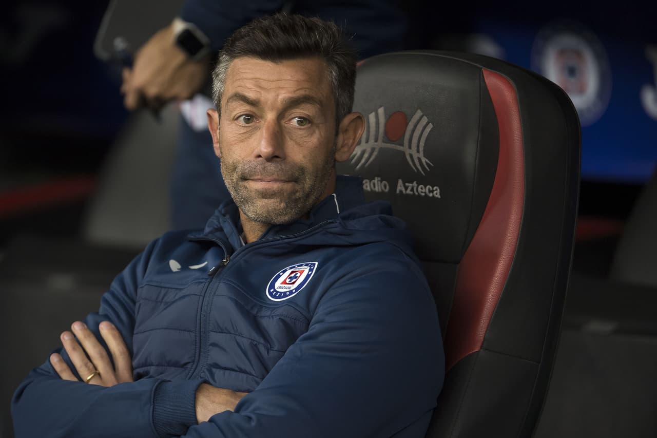 Pedro Caixhina reconoció que es un rotundo fracaso pero aseguró que no se irá de Cruz Azul mientras tenga el respaldo de las directivas. Aún así, el portugués espera cómo sigue su camino con 'La Máquina'.
