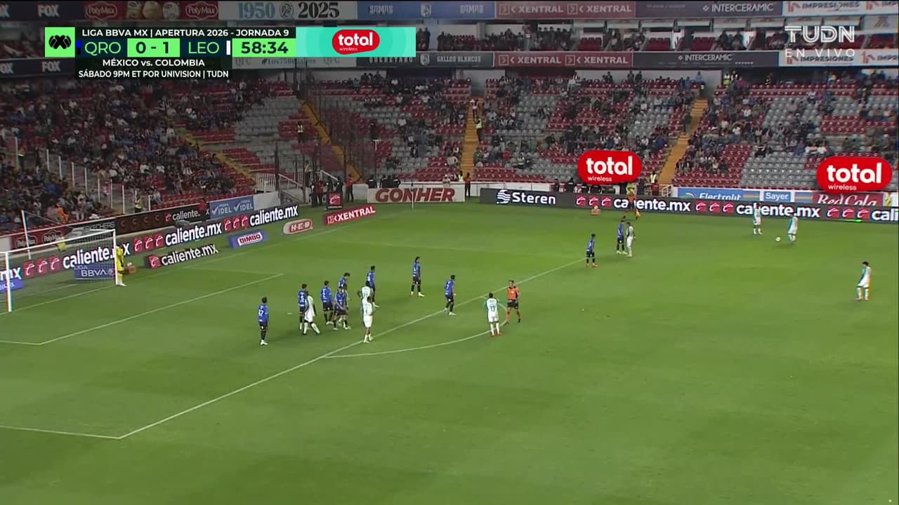 ¡TIRO ATAJADO! disparo por Sebastián Vegas.