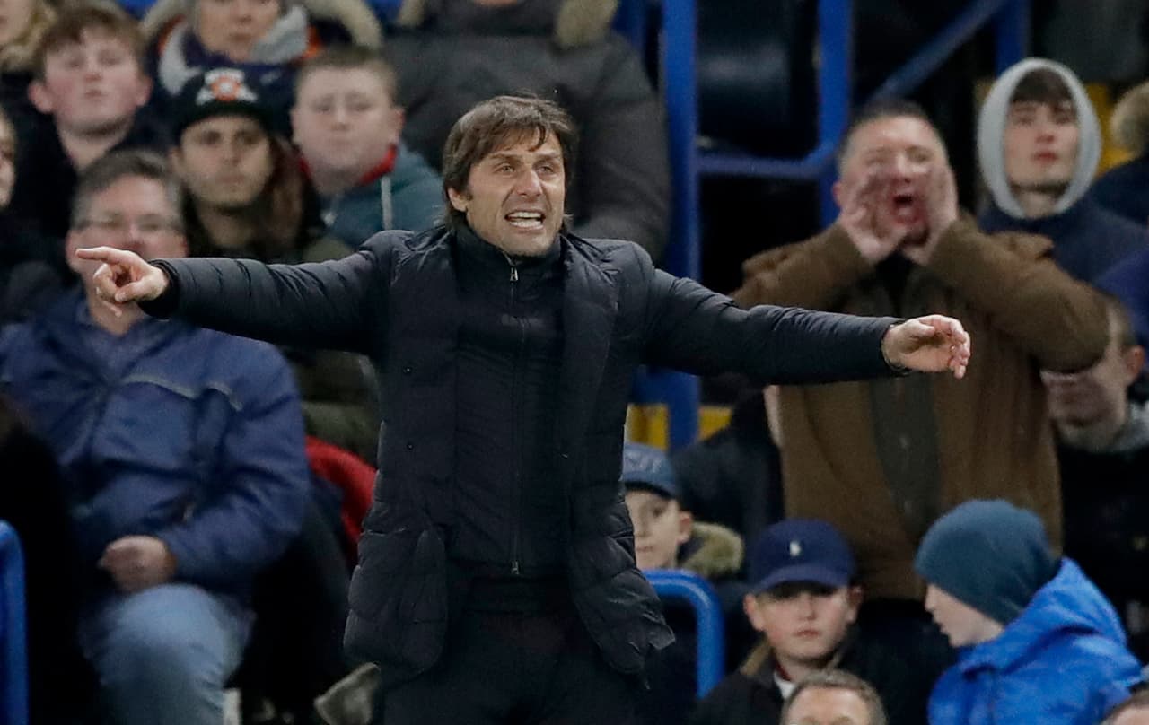 <b>Mejor Entrenador: </b>Antonio Conte (Chelsea F.C.)