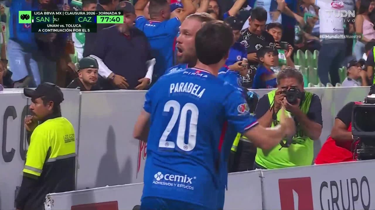 ¡Golazo de Cruz Azul! Rotondi le puso un bombón a Paradela para el 1-2