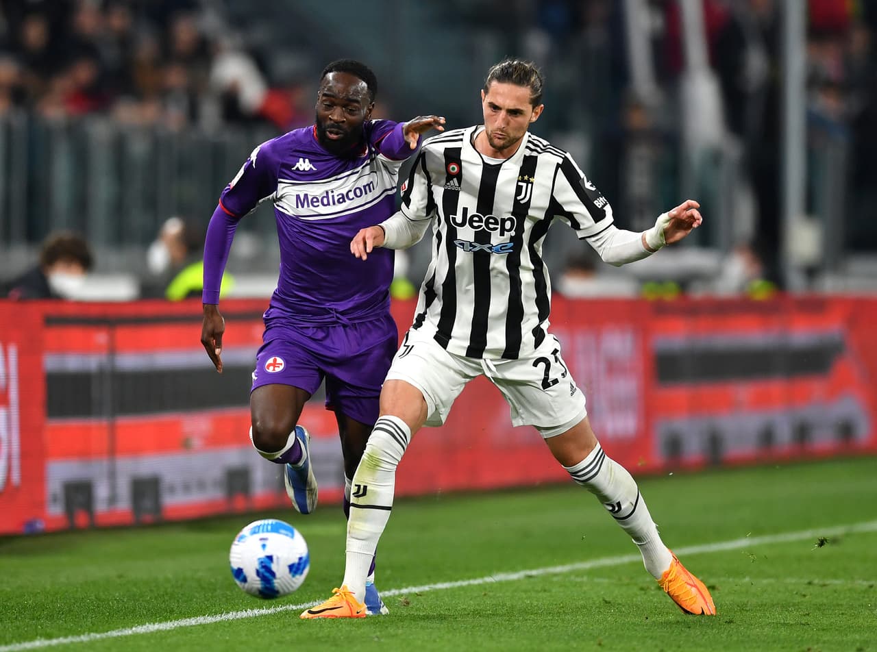 Juventus ganó 3-0 en el global a la Fiorentina para avanzar a la Final de la Coppa Italia donde jugará el Clásico ante Inter de Milán; goles de Bernardeschi y Danilo ante La Viola.