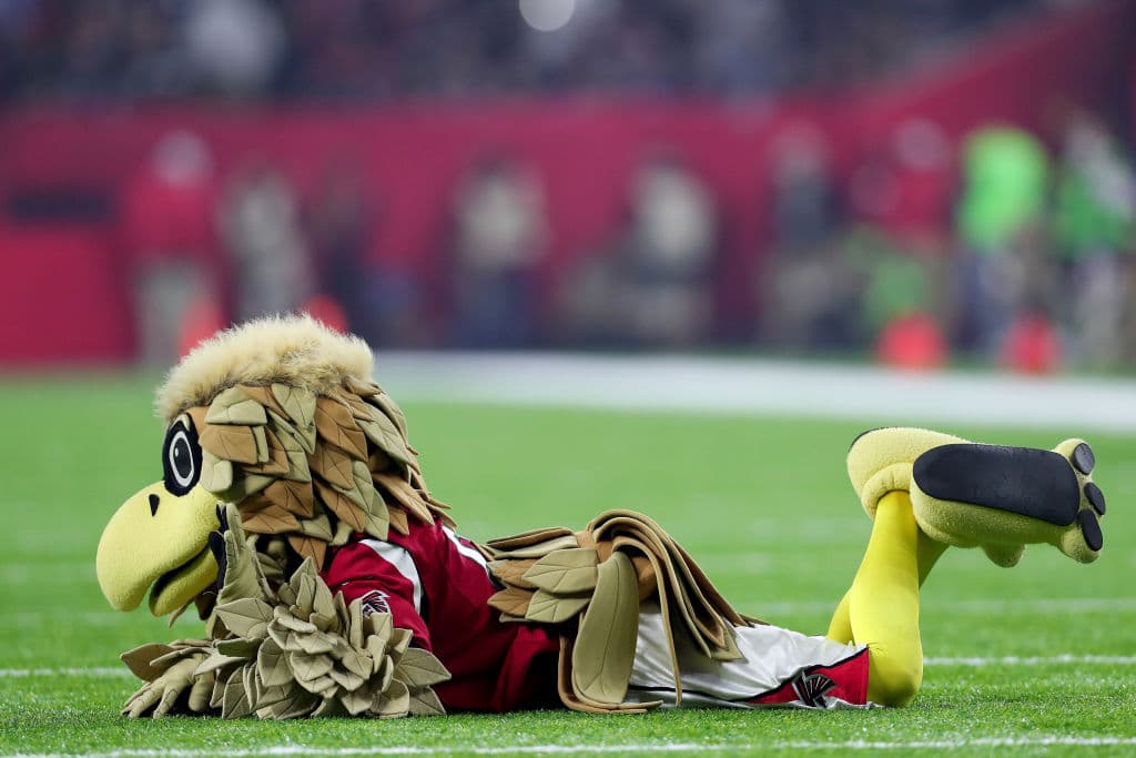 Freddie Falcon de los Atlanta Falcons.