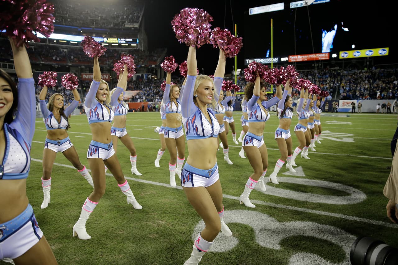 Son hermosas, tienen energía y sus bailes le dan alegría al ambiente en los estadios de la NFL: sin duda, las porristas tienen un papel muy especial para el espectáculo del fútbol americano.