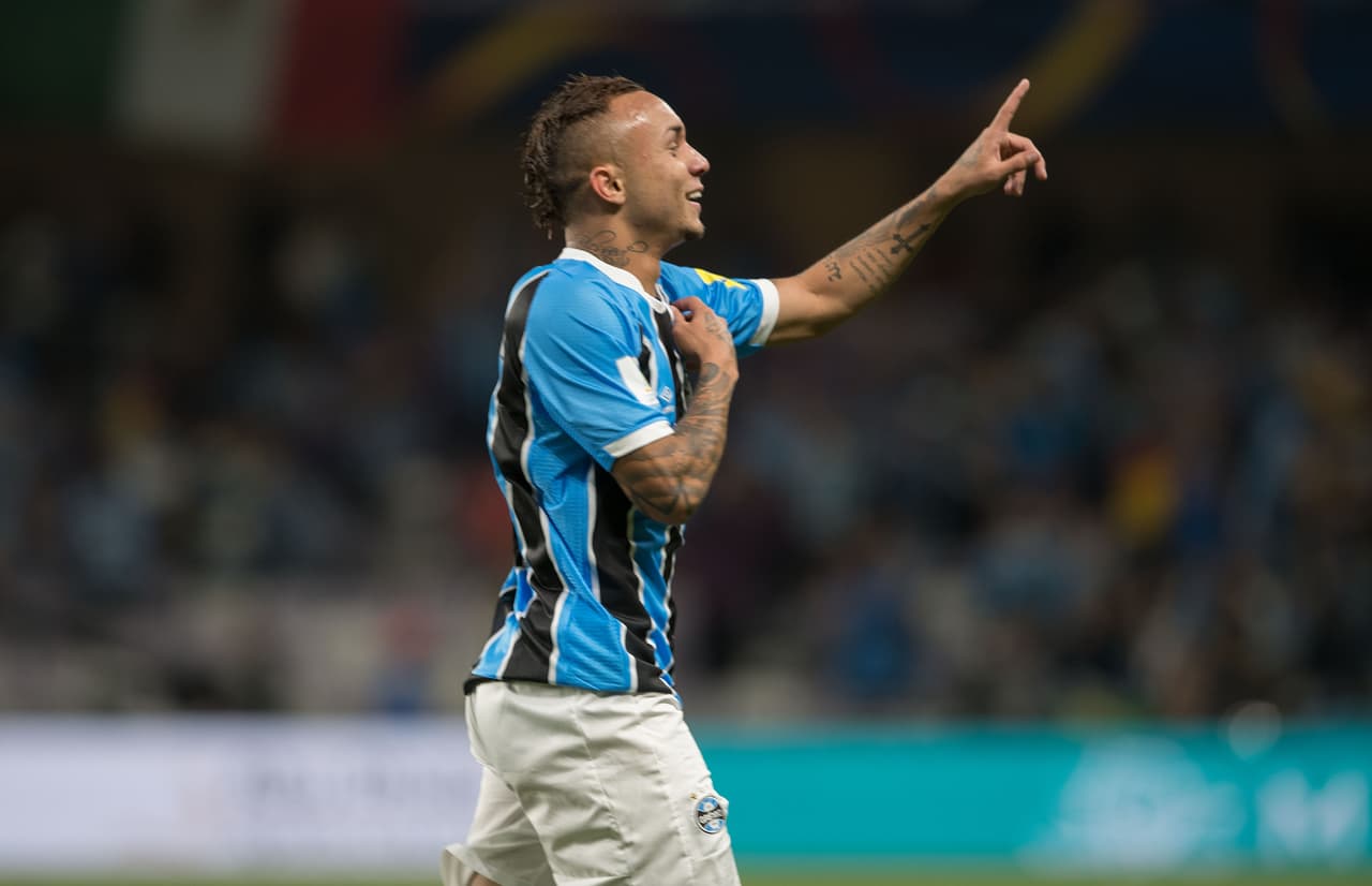 Everton Soares jugador del Gremio de Porto Alegre