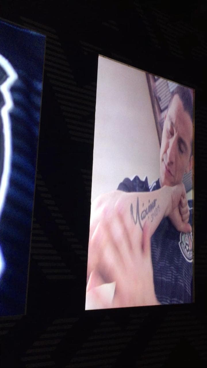 Como un homenaje a la cultura azteca y al balón con el que se jugó el Mundial de 1986, Adidas y la FMF presentaron este martes oficialmente el nuevo jersey de la selección mexicana de fútbol para la Copa Oro 2019. Un restaurante de la Colonia Juárez fue el lugar del evento, el cual se tiñó con lo mejor de la historia del Tri.